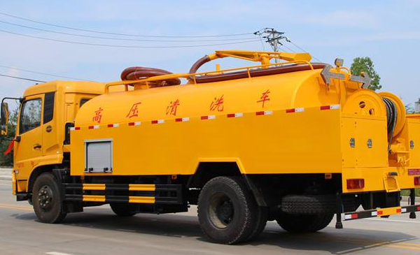 清洗車.jpg